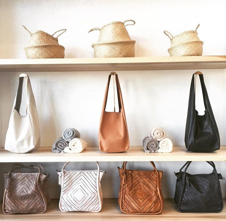 Monserat de lucca tote 2025